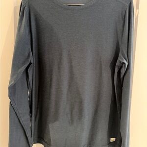 Vuori Long Sleeve Crewneck Tee in Slate Blue